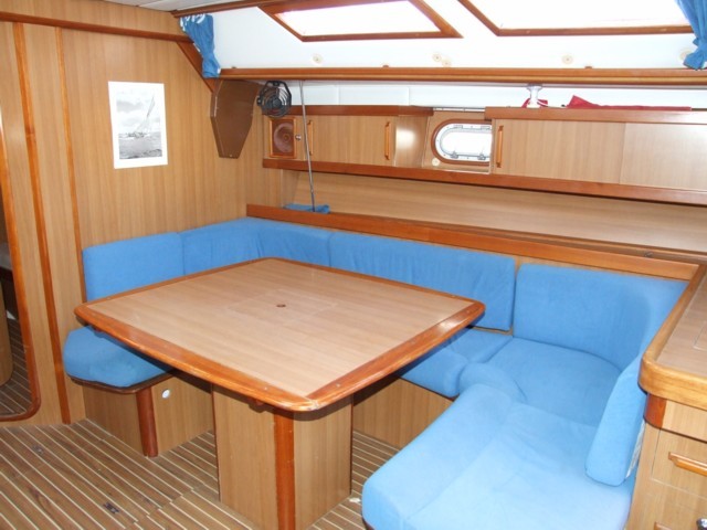 Dufour 48 teck - 10.jpg